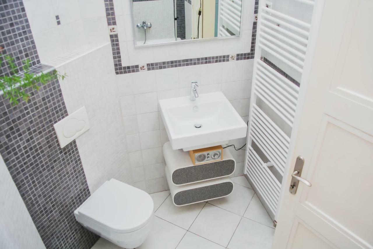 Rudjer Apartment, City Center, 2Br, Spacious Zagreb Buitenkant foto